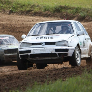 Autokross: PÄrsteigums! Bogens mÄÄ£inÄs 2000 Super, Balodis piesedz 1600 kvorumu  |  Autocross.lv