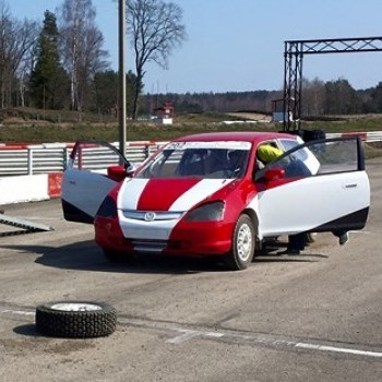 Autokross: Piektdiena dod grÅ«dienu dalÄ«bnieku sarakstam  |  Autocross.lv